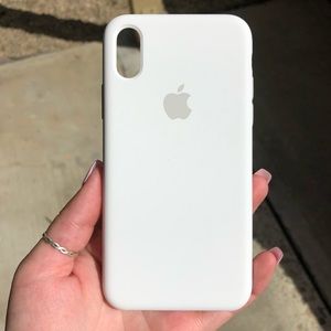 White Apple Silicon iPhone X/XS Case NWOT